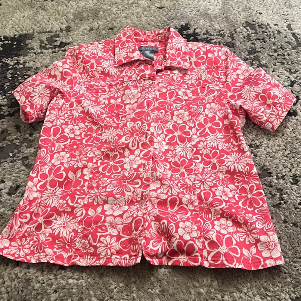 Koret Red & White Button-Up Shirt - Women's Size Small - Classic Style